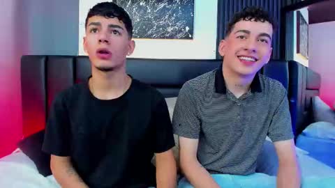 Thomas and Noah online show from November 2025 08:10:01 PM