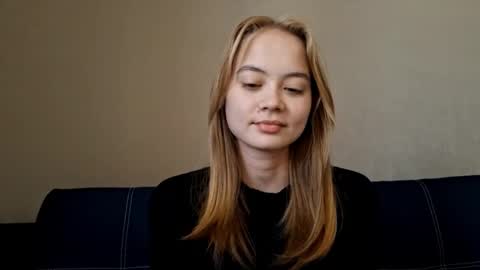Alisa online show from September 2025 11:10:01 AM