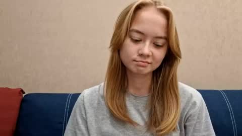 Alisa online show from September 2025 03:13:01 PM