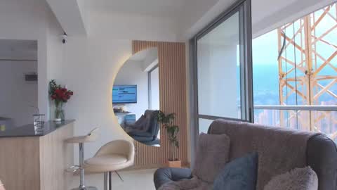 Dustin online show from November 2025 07:36:01 PM