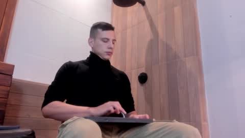 Dustin Sonne online show from January 2025 04:07:02 AM