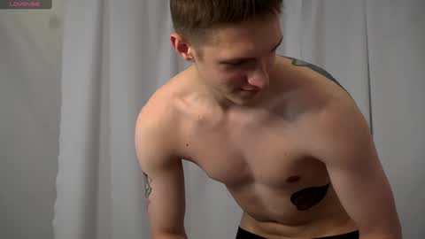 Dustyn online show from December 2024 02:09:01 PM
