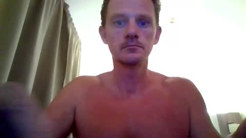 dutchwanker123 online show from December 2024 04:06:01 PM