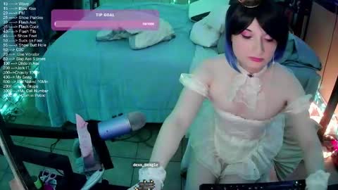 Snapshot of dvadaisy chatting on September 2025 09:04:02 PM DvaDaisy online show from September 2025 09:04:02 PM