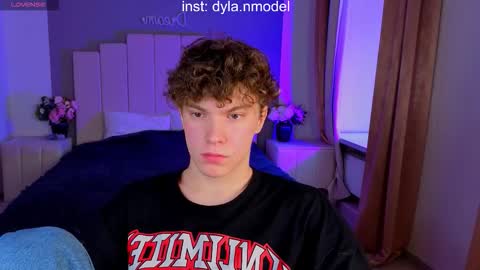 Dylan online show from September 2025 07:10:02 AM