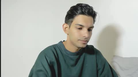 Dylan online show from November 2025 07:37:01 PM