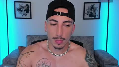 Snapshot of dylan_spencer chatting on October 2025 10:54:02 PM Bryan model independient online show from October 2025 10:54:02 PM