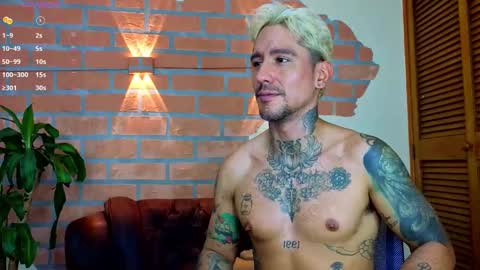 Snapshot of dylanstonne1 chatting on September 2025 09:29:02 PM D Y L A N online show from September 2025 09:29:02 PM