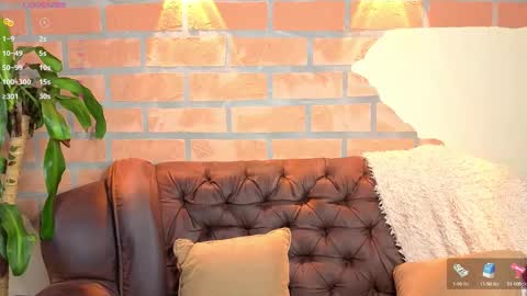 Snapshot of dylanstonne1 chatting on September 2025 11:32:02 PM D Y L A N online show from September 2025 11:32:02 PM