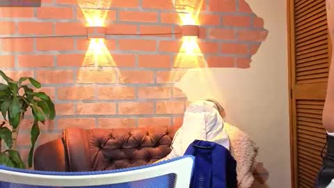 Snapshot of dylanstonne1 chatting on October 2025 08:30:02 PM D Y L A N online show from October 2025 08:30:02 PM