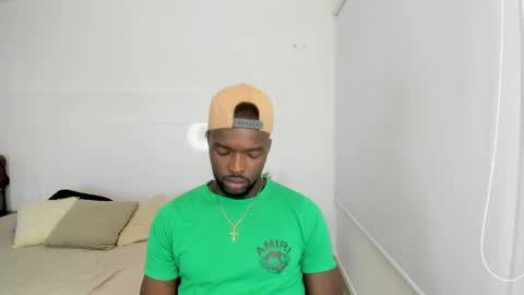 Snapshot of dylantaylor_1 chatting on January 2025 03:19:01 AM Dylan Taylor online show from January 2025 03:19:01 AM