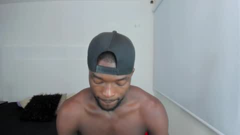 Snapshot of dylantaylor_1 chatting on January 2025 03:49:02 AM Dylan Taylor online show from January 2025 03:49:02 AM