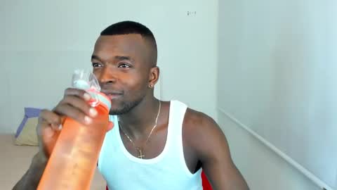 Snapshot of dylantaylor_1 chatting on January 2025 10:54:02 PM Dylan Taylor online show from January 2025 10:54:02 PM