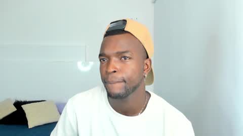 Snapshot of dylantaylor_1 chatting on January 2025 02:43:01 AM Dylan Taylor online show from January 2025 02:43:01 AM