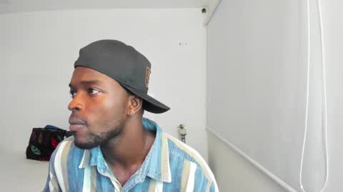 Snapshot of dylantaylor_1 chatting on February 2025 03:50:02 AM Dylan Taylor online show from February 2025 03:50:02 AM