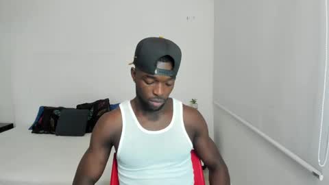 Snapshot of dylantaylor_1 chatting on February 2025 04:04:02 AM Dylan Taylor online show from February 2025 04:04:02 AM