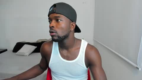 Snapshot of dylantaylor_1 chatting on February 2025 03:25:01 AM Dylan Taylor online show from February 2025 03:25:01 AM