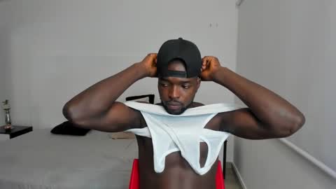 Snapshot of dylantaylor_1 chatting on February 2025 06:29:01 AM Dylan Taylor online show from February 2025 06:29:01 AM