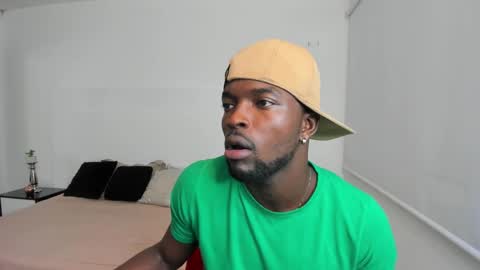 Snapshot of dylantaylor_1 chatting on March 2025 03:29:01 AM Dylan Taylor online show from March 2025 03:29:01 AM