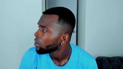 Snapshot of dylantaylor_1 chatting on September 2025 03:33:02 AM Dylan Taylor online show from September 2025 03:33:02 AM