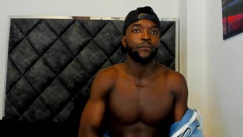 Snapshot of dylantaylor_1 chatting on October 2025 02:49:01 PM Dylan Taylor online show from October 2025 02:49:01 PM