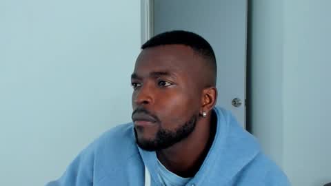 Snapshot of dylantaylor_1 chatting on November 2025 03:31:01 AM Dylan Taylor online show from November 2025 03:31:01 AM