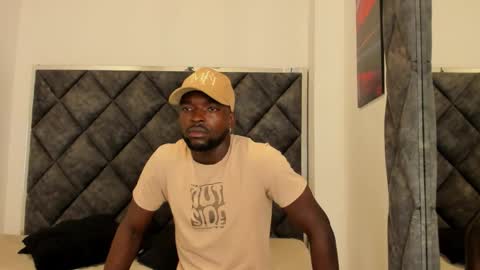 Snapshot of dylantaylor_1 chatting on November 2025 02:10:01 AM Dylan Taylor online show from November 2025 02:10:01 AM