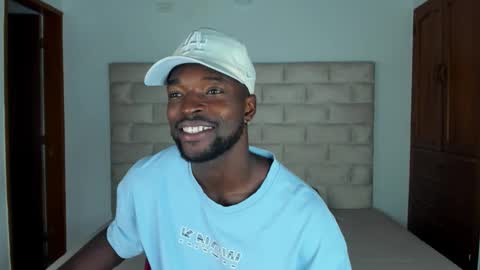 Snapshot of dylantaylor_1 chatting on November 2025 11:54:01 AM Dylan Taylor online show from November 2025 11:54:01 AM