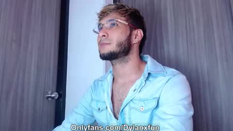 dylanxfun online show from October 2025 09:01:01 PM