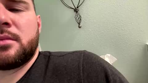 Snapshot of eaeyboi2222 chatting on November 2025 05:27:02 AM eaeyboi2222 online show from November 2025 05:27:02 AM