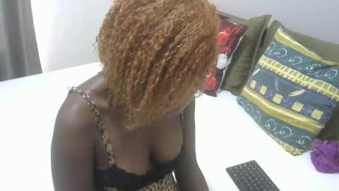 east_queen online show from December 2024 10:43:01 AM