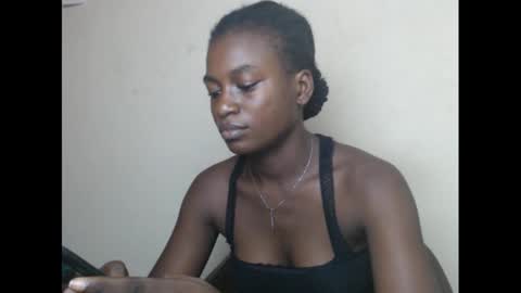 Snapshot of eatuupx chatting on December 2024 03:17:01 PM eatuupx online show from December 2024 03:17:01 PM