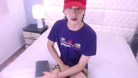 Snapshot of eban_dustan chatting on February 2025 12:03:02 PM Eban online show from February 2025 12:03:02 PM