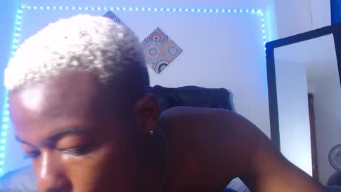 Chris Palaz  online show from December 2024 03:37:02 AM
