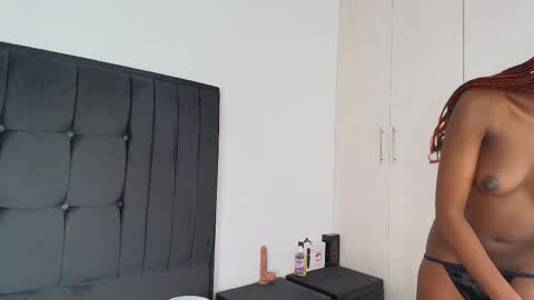 Snapshot of ebony_angelina chatting on October 2025 08:26:01 AM Angelina online show from October 2025 08:26:01 AM