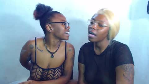 Snapshot of ebony_chayna chatting on December 2024 01:47:02 AM chayna smith online show from December 2024 01:47:02 AM