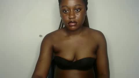 Ella online show from September 2025 07:41:01 AM