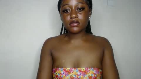 Ella online show from September 2025 08:21:02 PM