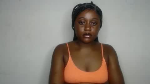 Ella online show from September 2025 09:07:02 PM