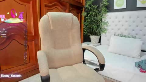 Snapshot of ebony_katterin chatting on October 2025 10:59:02 AM ebony_katterin online show from October 2025 10:59:02 AM