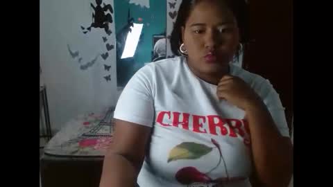 Snapshot of ebony_luna1 chatting on October 2025 12:39:02 PM ebony_luna1 online show from October 2025 12:39:02 PM