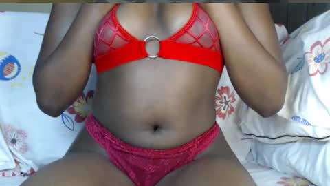 Snapshot of ebony_petite02 chatting on November 2025 09:53:02 AM ebony_petite02 online show from November 2025 09:53:02 AM