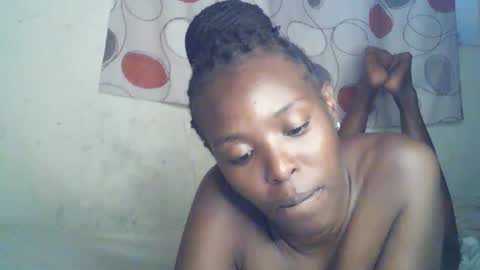 Snapshot of ebony_phoenix12 chatting on October 2025 01:10:01 PM ebony_phoenix12 online show from October 2025 01:10:01 PM