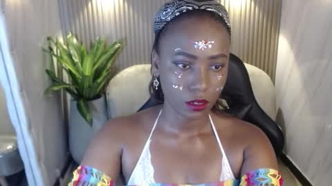 Snapshot of ebony_rose_tf chatting on October 2025 08:53:02 PM ebony_rose_tf online show from October 2025 08:53:02 PM