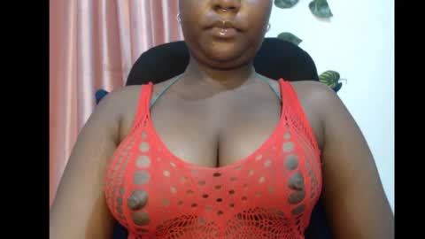 Snapshot of ebony_sexy_queen chatting on October 2025 04:54:01 AM Racheal online show from October 2025 04:54:01 AM