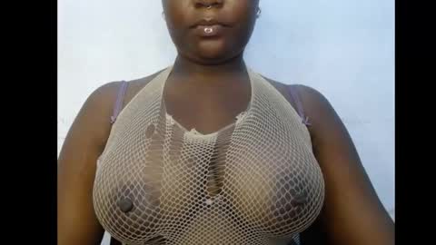 Snapshot of ebony_sexy_queen chatting on October 2025 07:08:02 AM Racheal online show from October 2025 07:08:02 AM