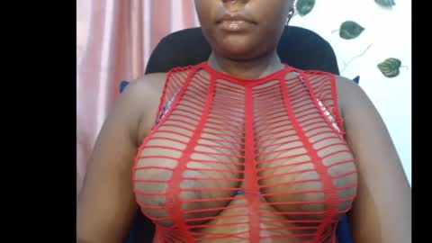 Snapshot of ebony_sexy_queen chatting on October 2025 05:25:02 PM Racheal online show from October 2025 05:25:02 PM