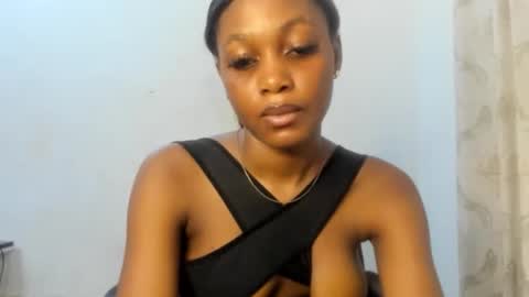 Snapshot of ebony_slimgirl2 chatting on October 2025 06:13:02 PM Ebony-slimgirl2 online show from October 2025 06:13:02 PM