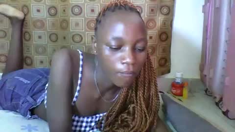 Snapshot of ebonycutegal4 chatting on March 2025 08:30:01 AM MELLEN online show from March 2025 08:30:01 AM