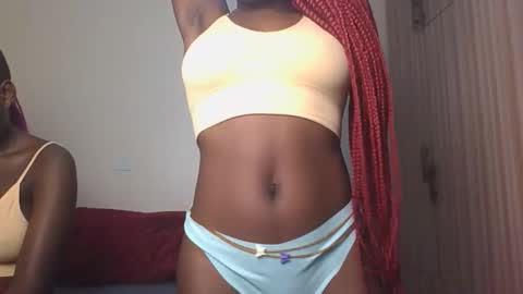 ebonydreamgirl_ online show from September 2025 05:38:01 PM